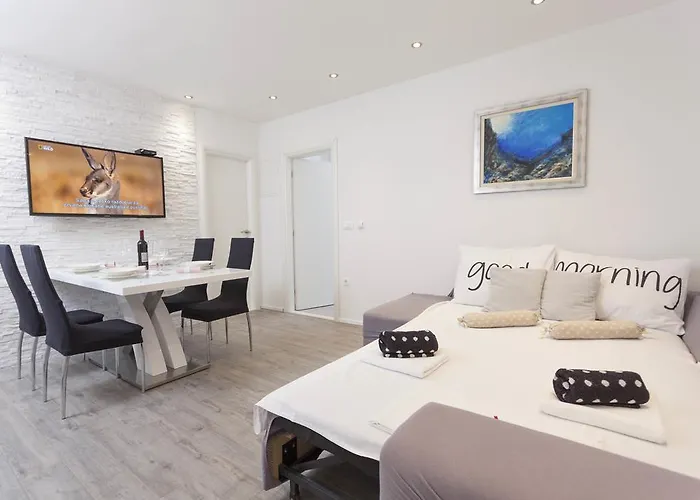 Apartmani Marina
