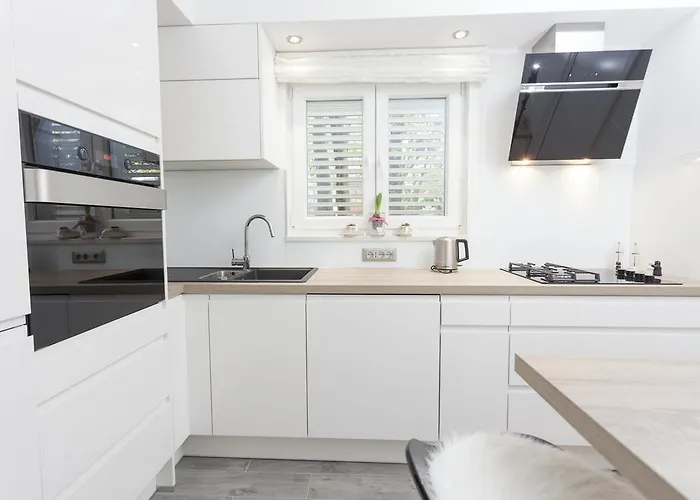 Apartmani Marina